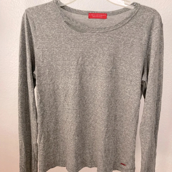 Philantrophy Gray Cut Out Neckline Athletic Sporty Long Sleeves Top SM Brand New - Picture 1 of 3